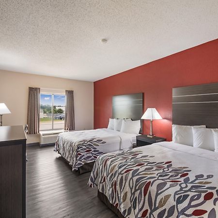 Red Roof Inn & Suites Austin East - Manor Extérieur photo