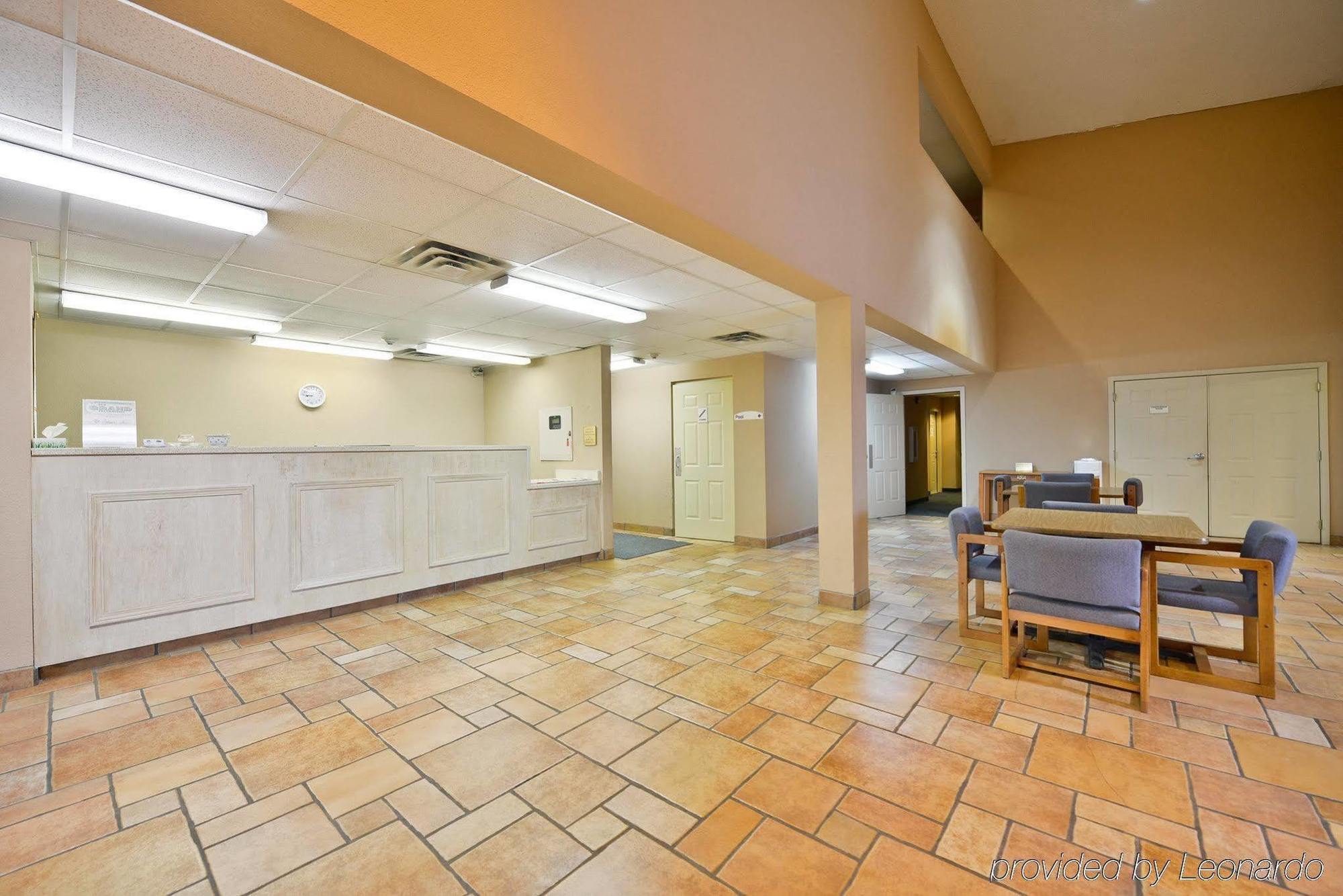 Red Roof Inn & Suites Austin East - Manor Intérieur photo