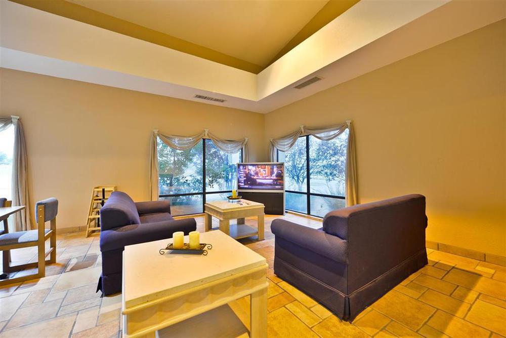 Red Roof Inn & Suites Austin East - Manor Chambre photo