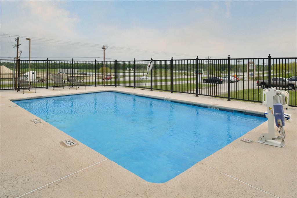 Red Roof Inn & Suites Austin East - Manor Facilités photo